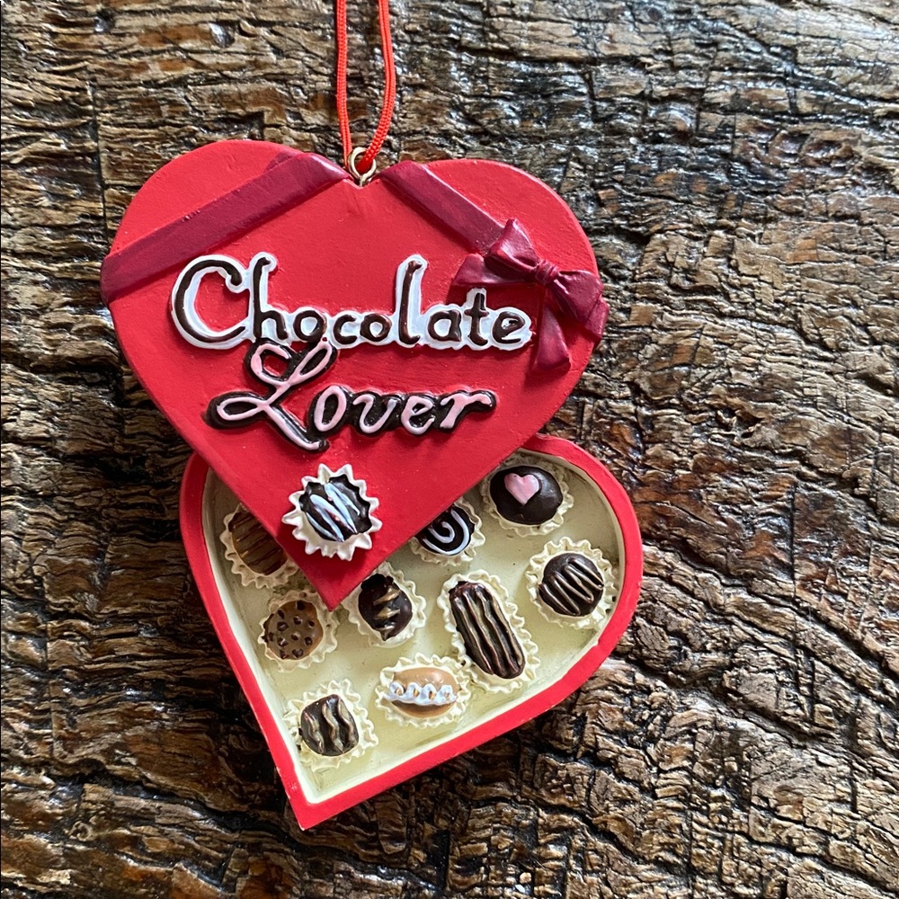 ♥️Valentine’s Day♥️Chocolate Lover Ornament - Picture 6 of 6